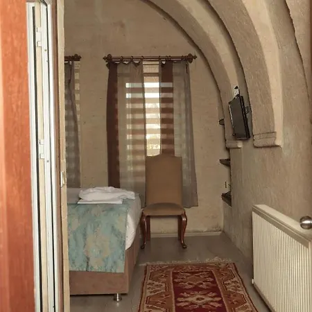 Guven Cave Hotel 2*