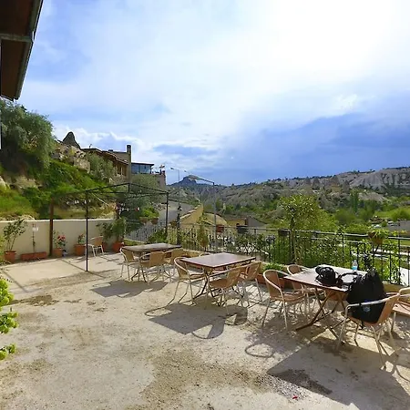 Hotel Guven Cave 2*