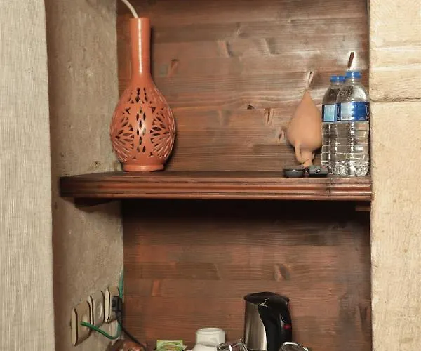 Guven Cave Hotell 2*